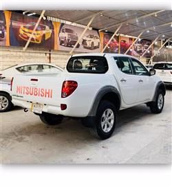 میتسوبیشی L200